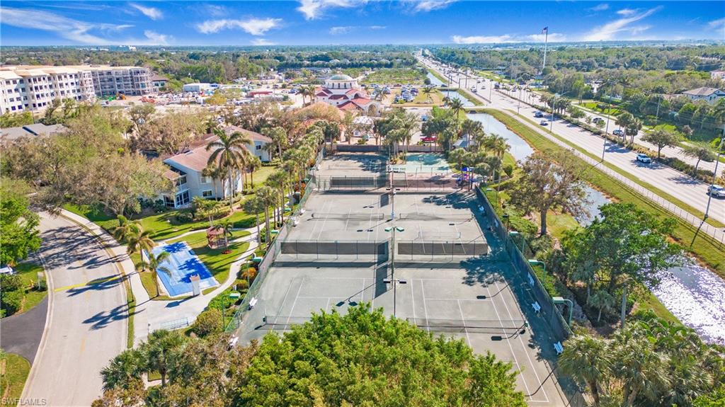 2711 Citrus Lake DR # F202