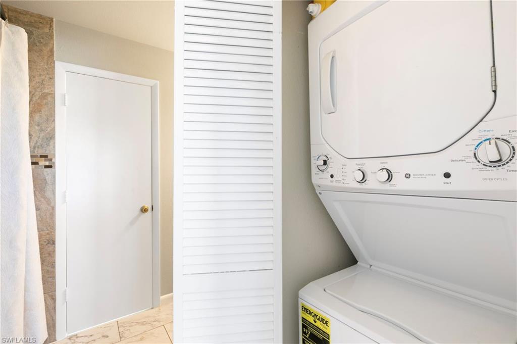 1332 Delbrook N # J2