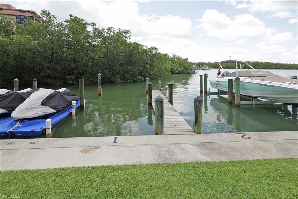 26225 Hickory BLVD # 4C