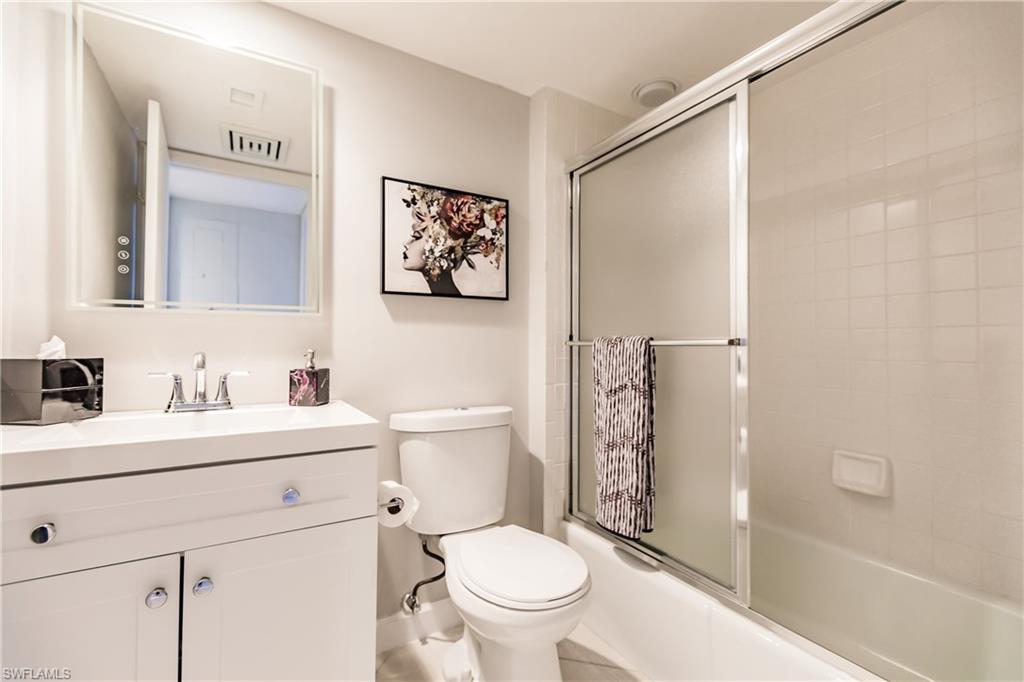 26225 Hickory BLVD # 4C