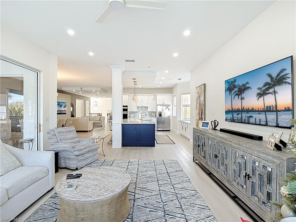 3695 Montreux LN # 201