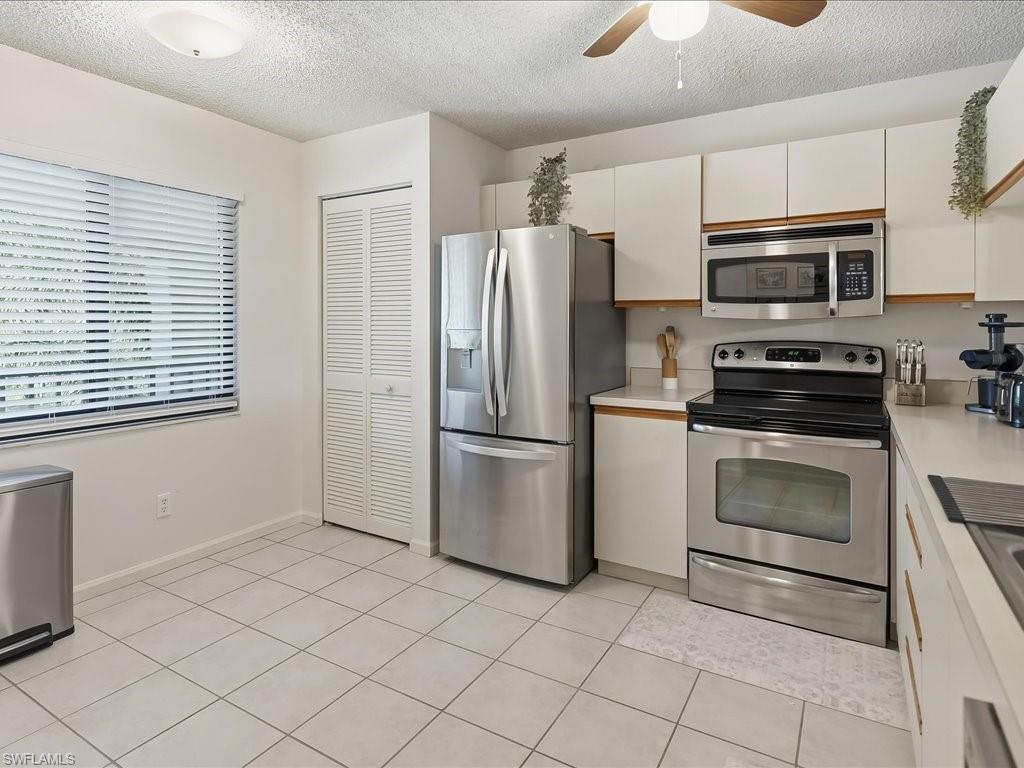 5767 Deauville CIR # D305