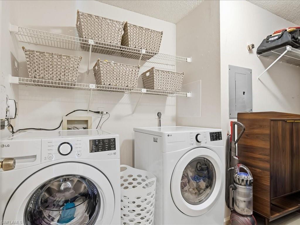 5767 Deauville CIR # D305