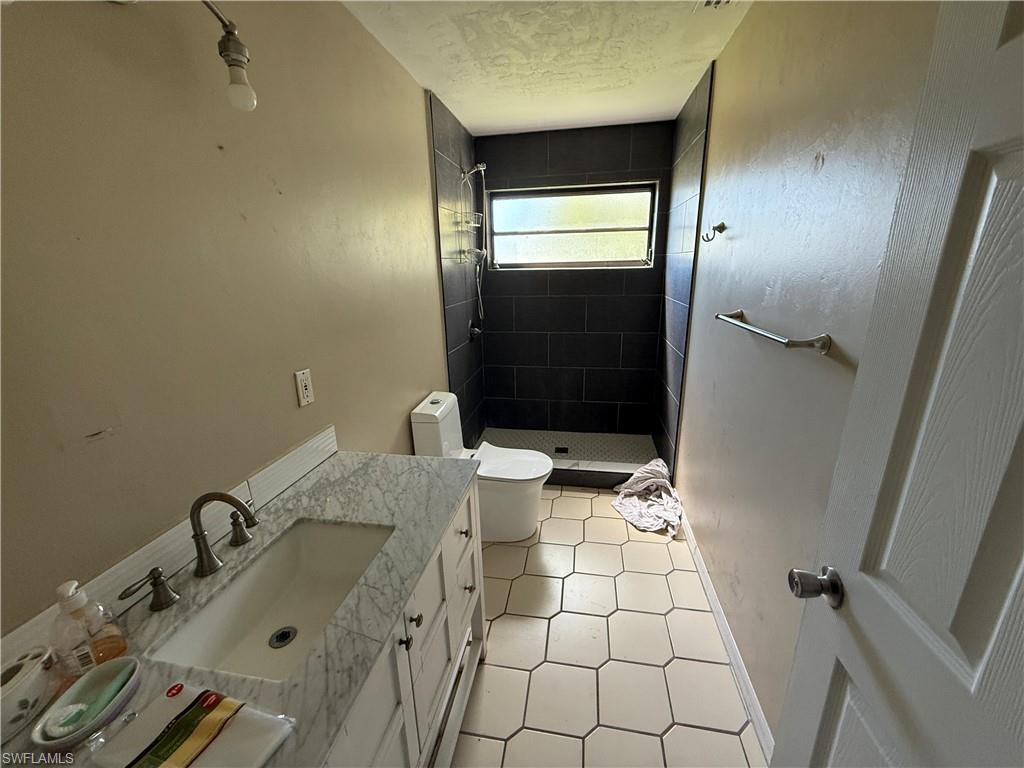 4930 Orange Grove BLVD