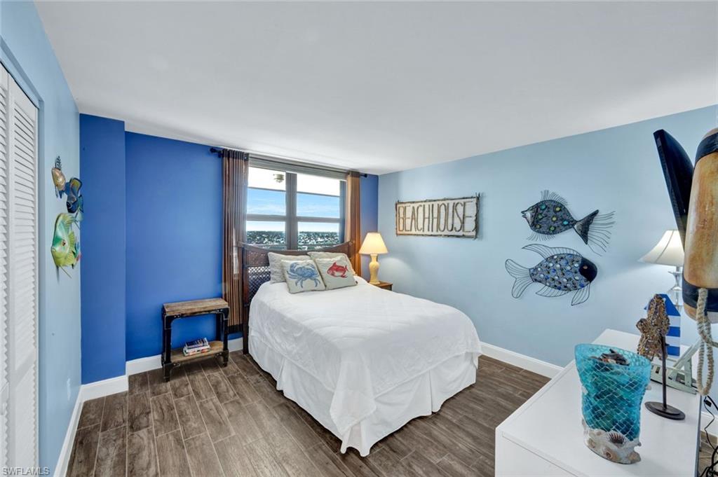 380 Seaview CT # 1703