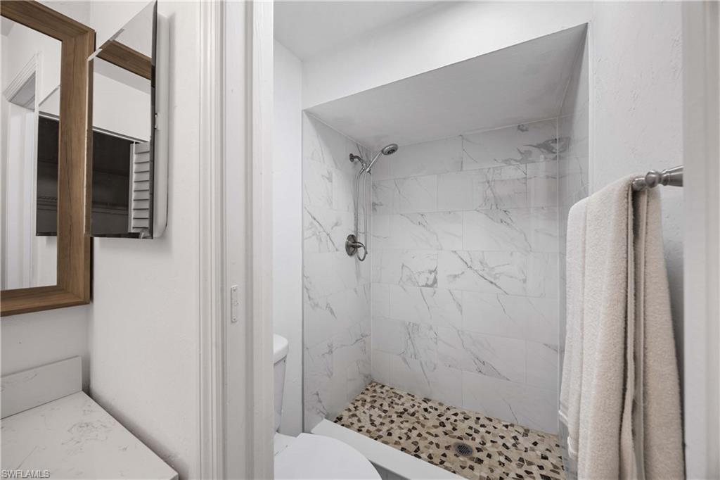 228 Fox Glen DR # 3310