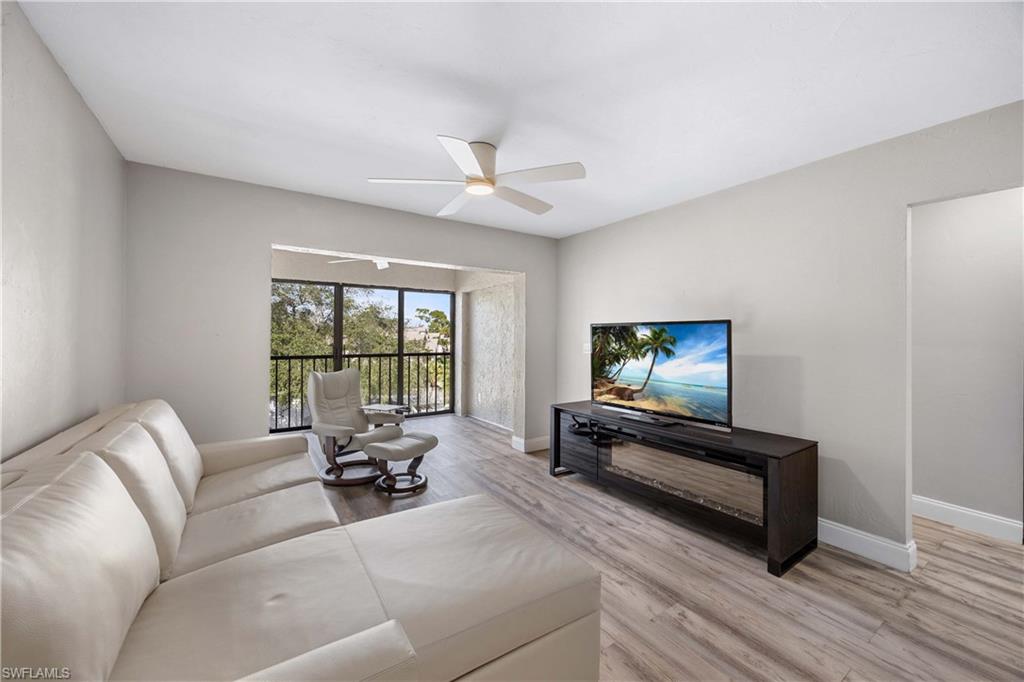 228 Fox Glen DR # 3310