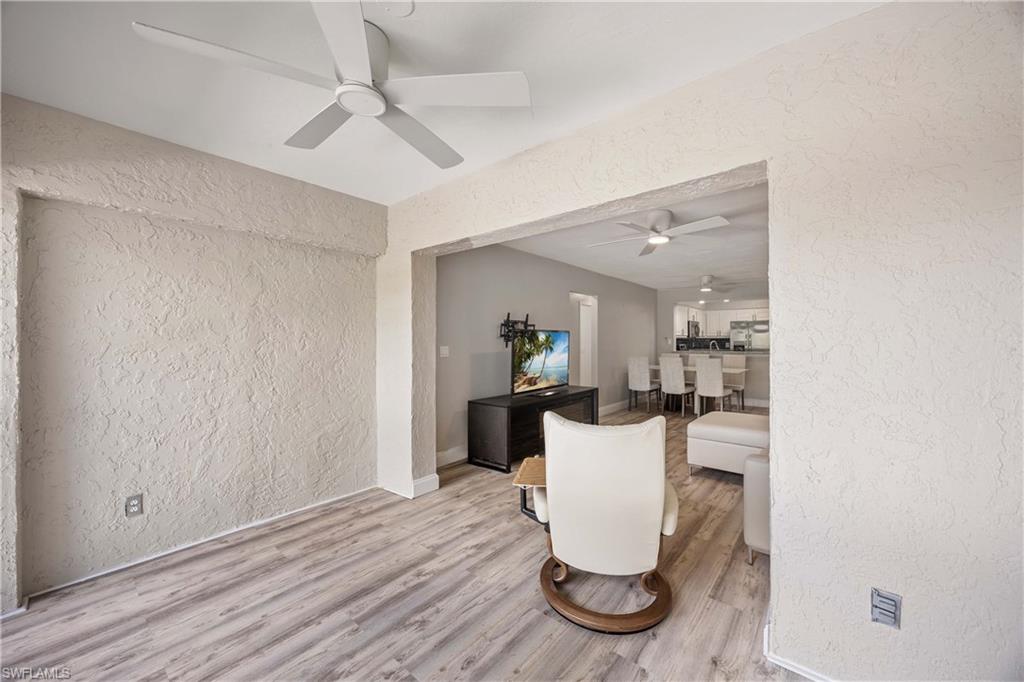 228 Fox Glen DR # 3310