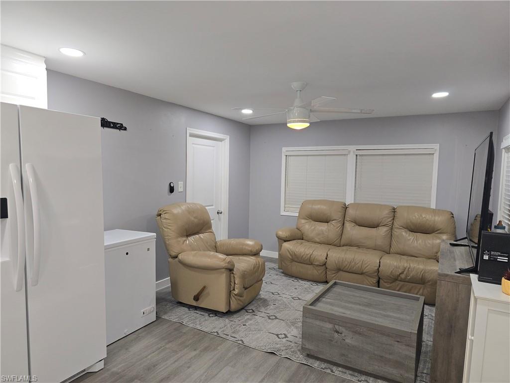 9 Moonstone CIR # M9