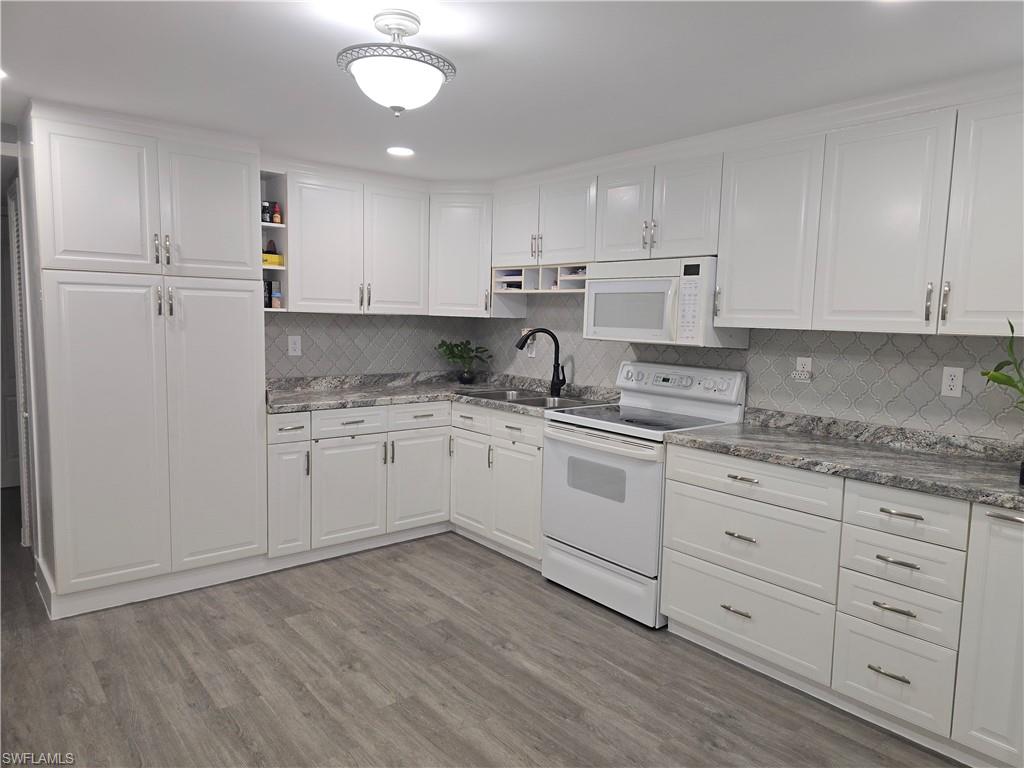 9 Moonstone CIR # M9