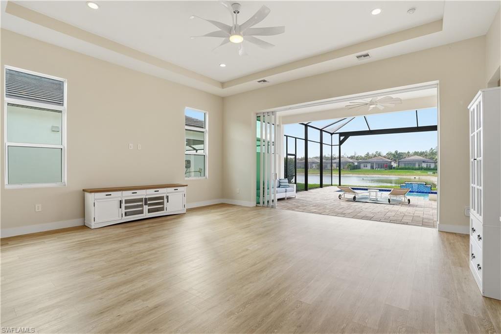 3635 Sapphire Cove CIR