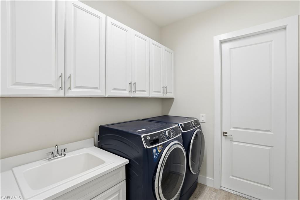 3635 Sapphire Cove CIR