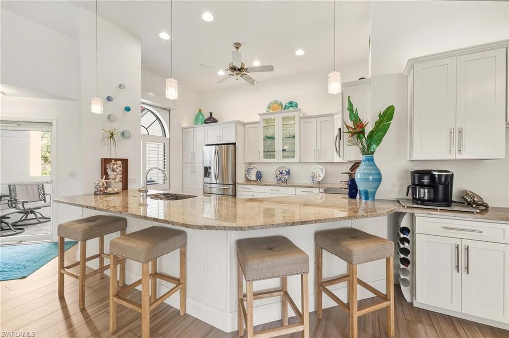 571 Beachwalk CIR # S201