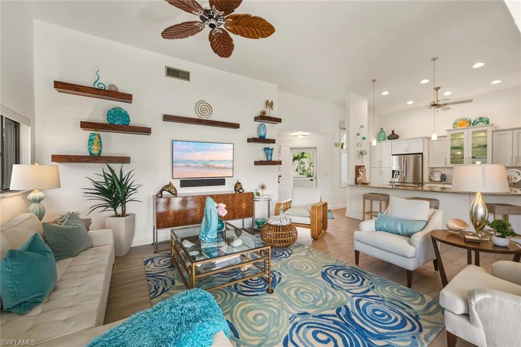 571 Beachwalk CIR # S201