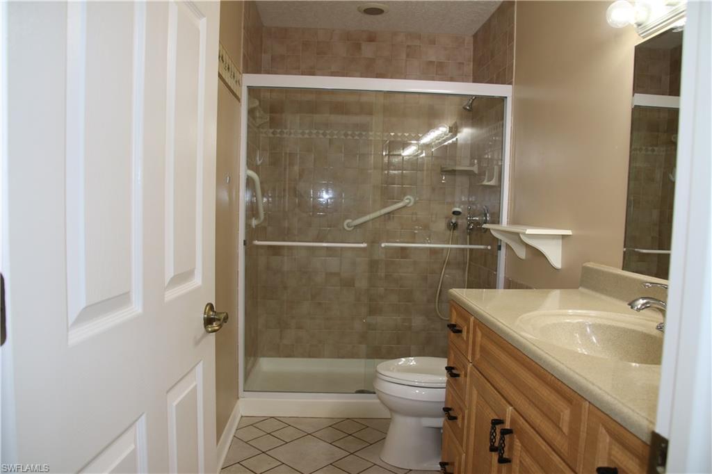 1433 Captains WALK # 18C