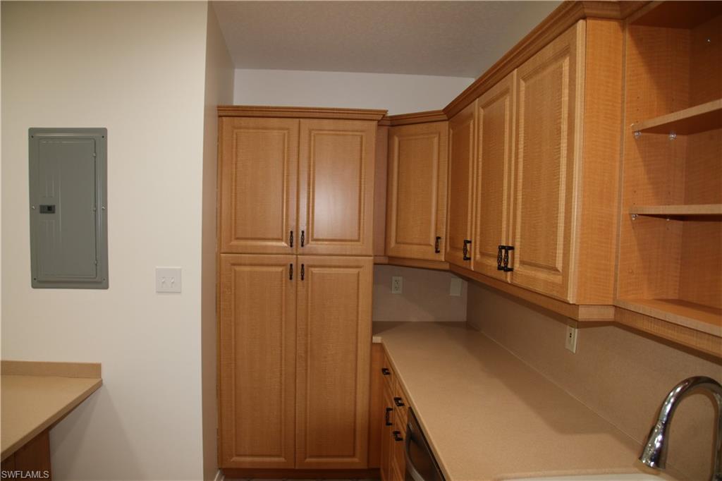 1433 Captains WALK # 18C