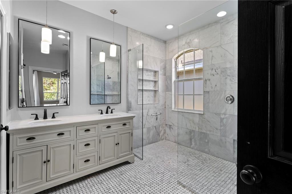 22932 Forest Ridge DR