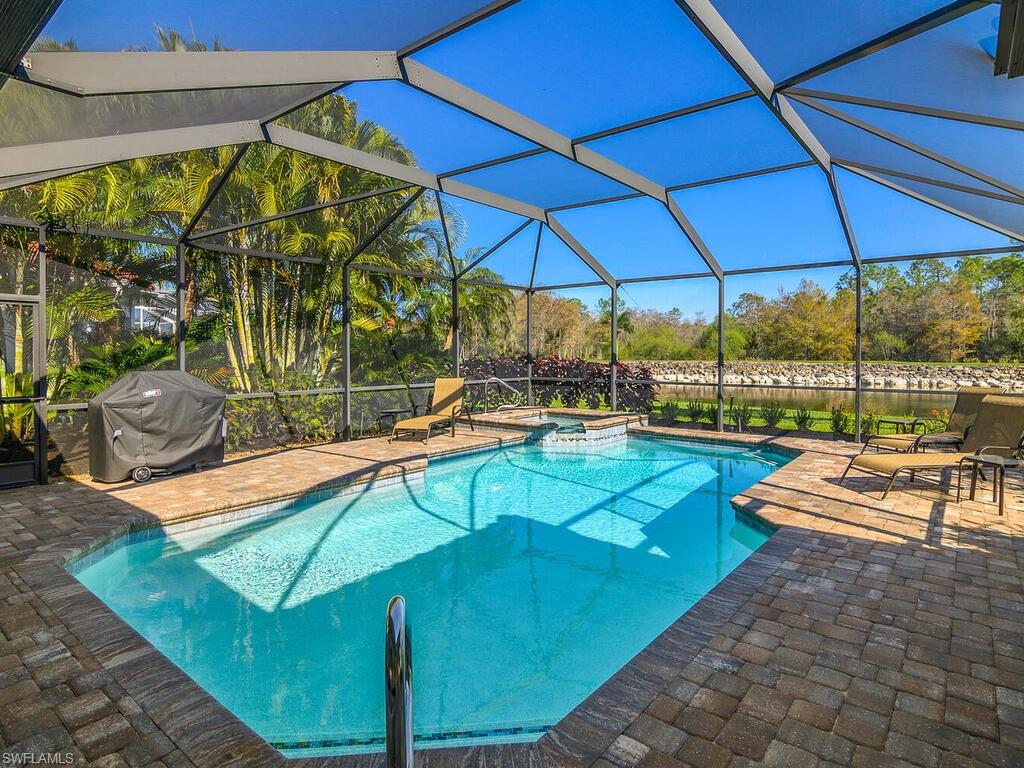 7744 Naples Heritage DR