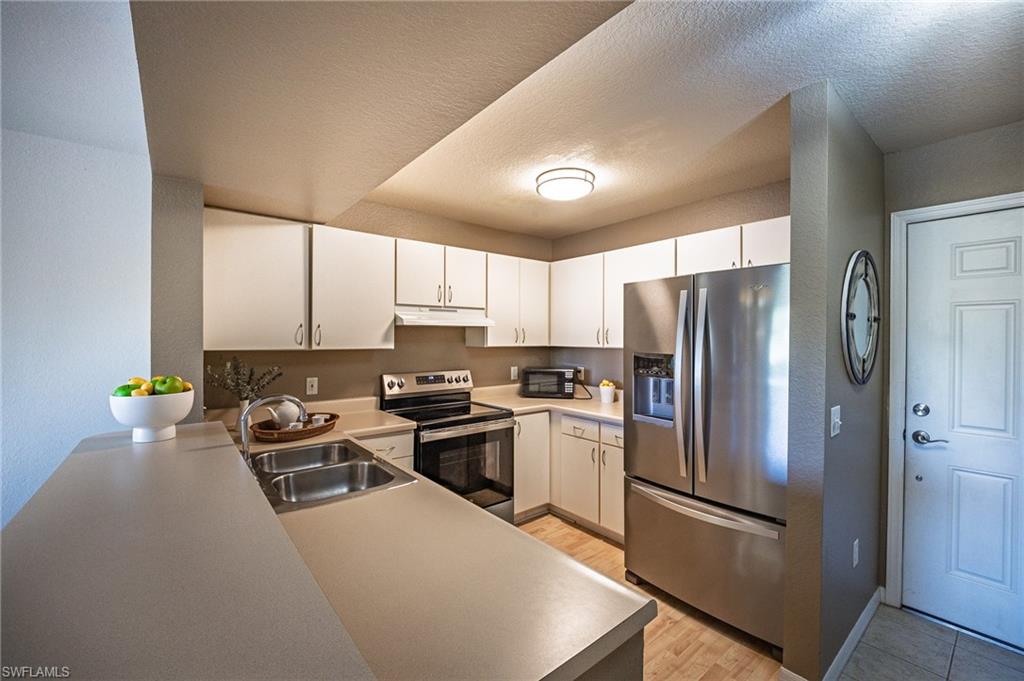 8274 Key Royal CIR # 1022