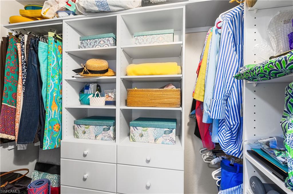 26235 Hickory BLVD # 6D