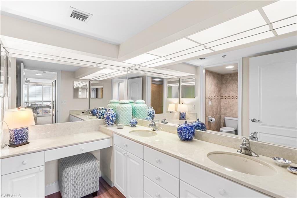 26235 Hickory BLVD # 6D