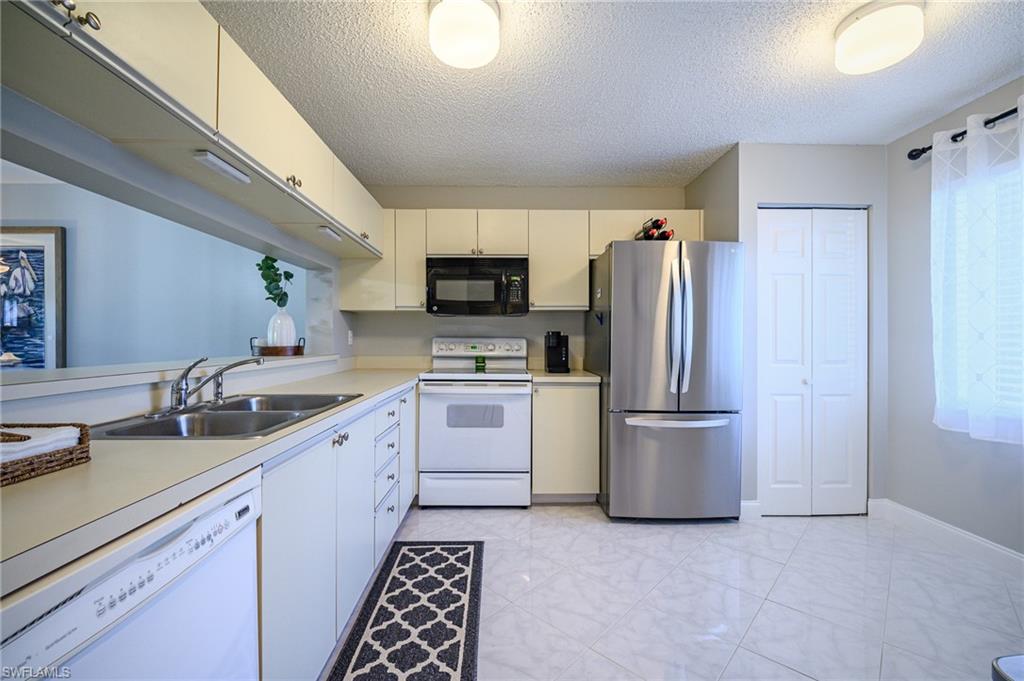 6945 Dennis CIR # I107