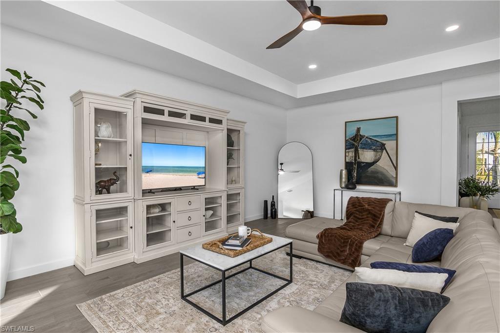 21140 Verawood LOOP
