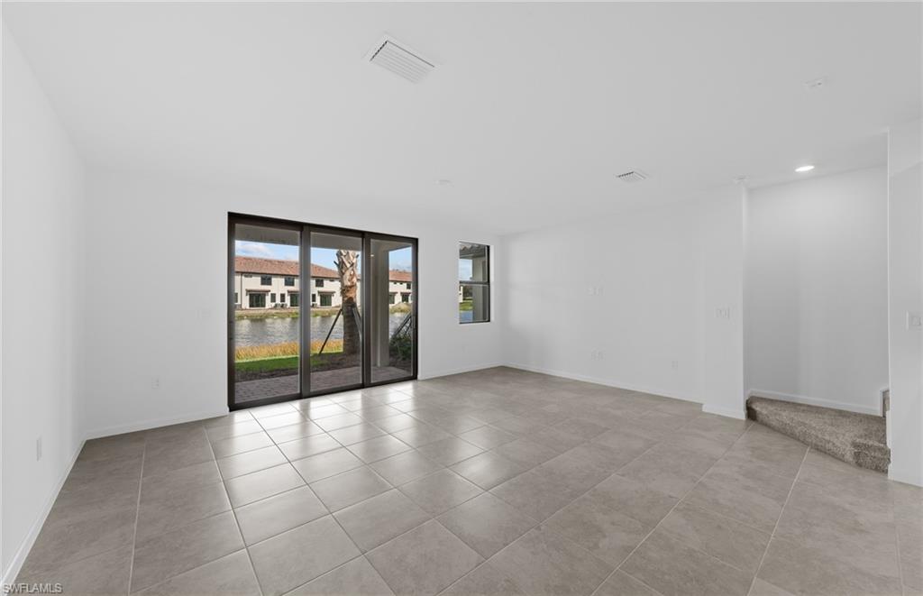 1587 Lake Jessup CIR