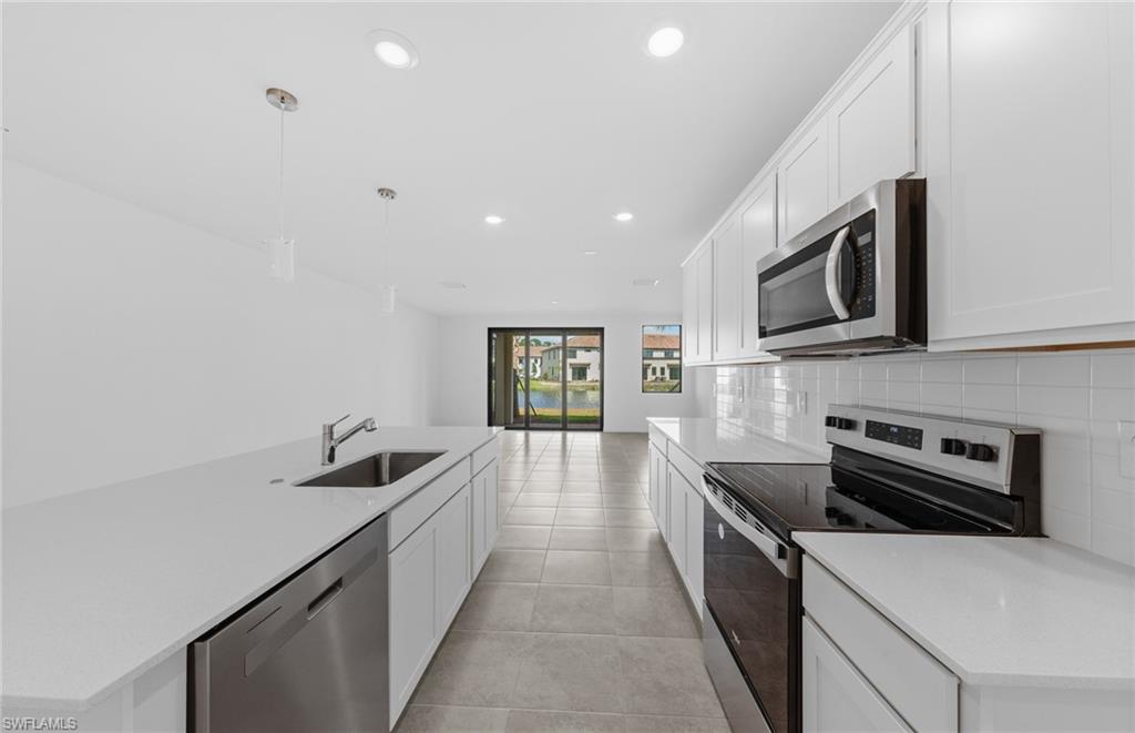 1587 Lake Jessup CIR