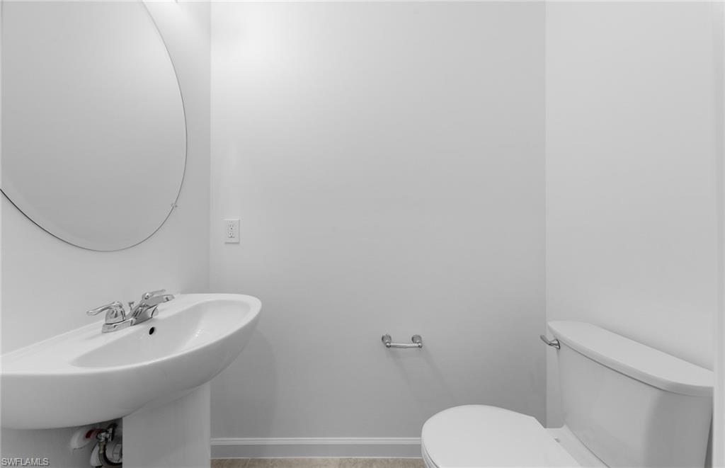 1587 Lake Jessup CIR