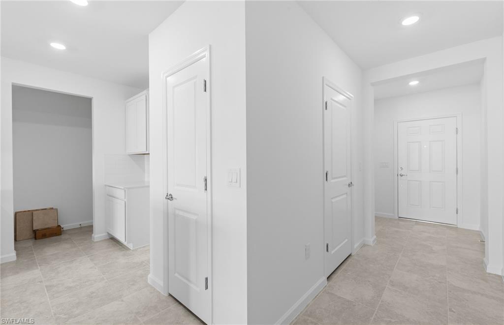 1587 Lake Jessup CIR