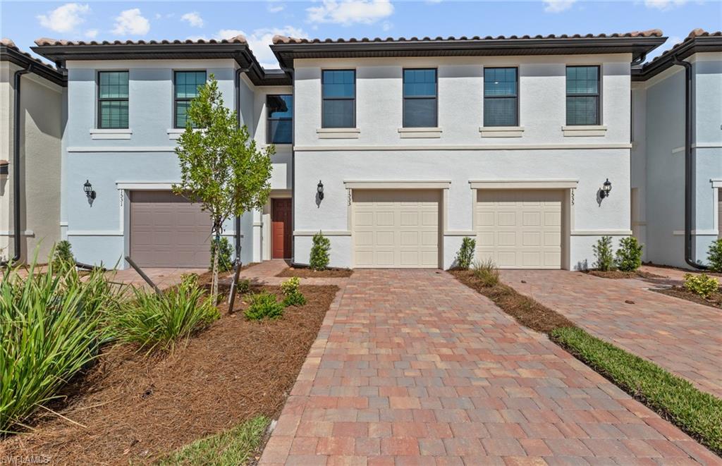 1587 Lake Jessup CIR