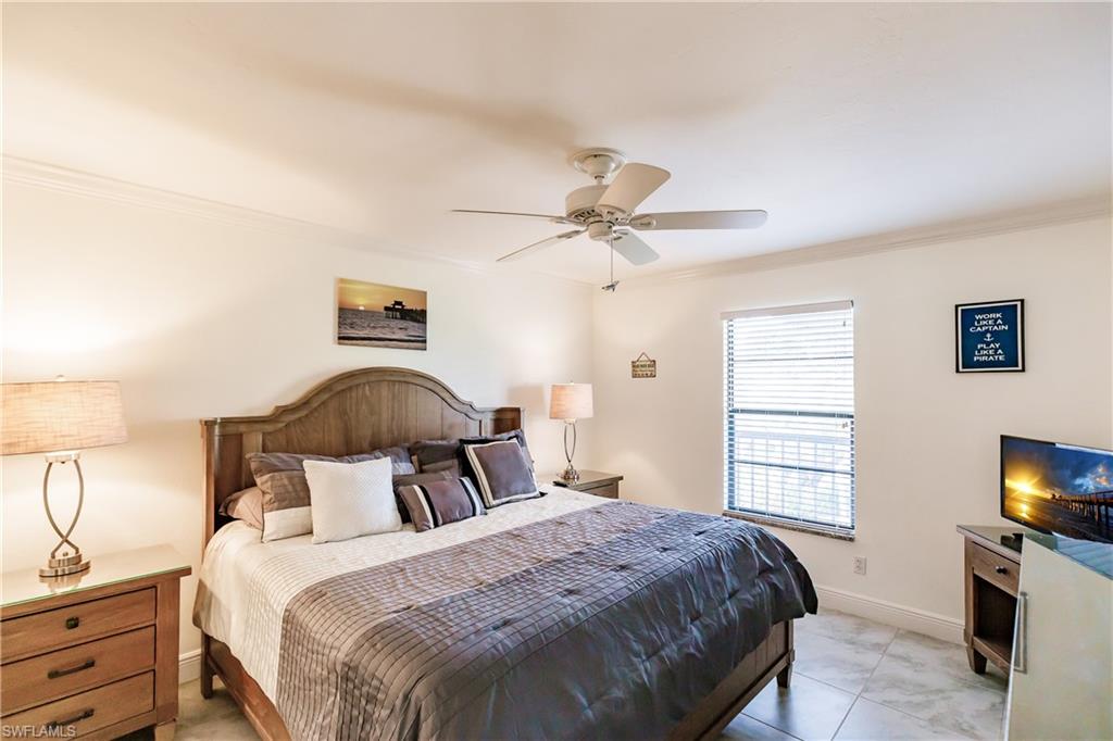 600 Neapolitan WAY # 454