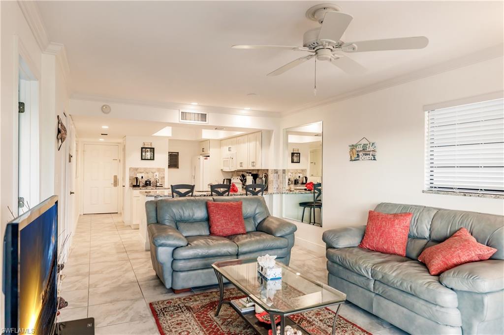 600 Neapolitan WAY # 454