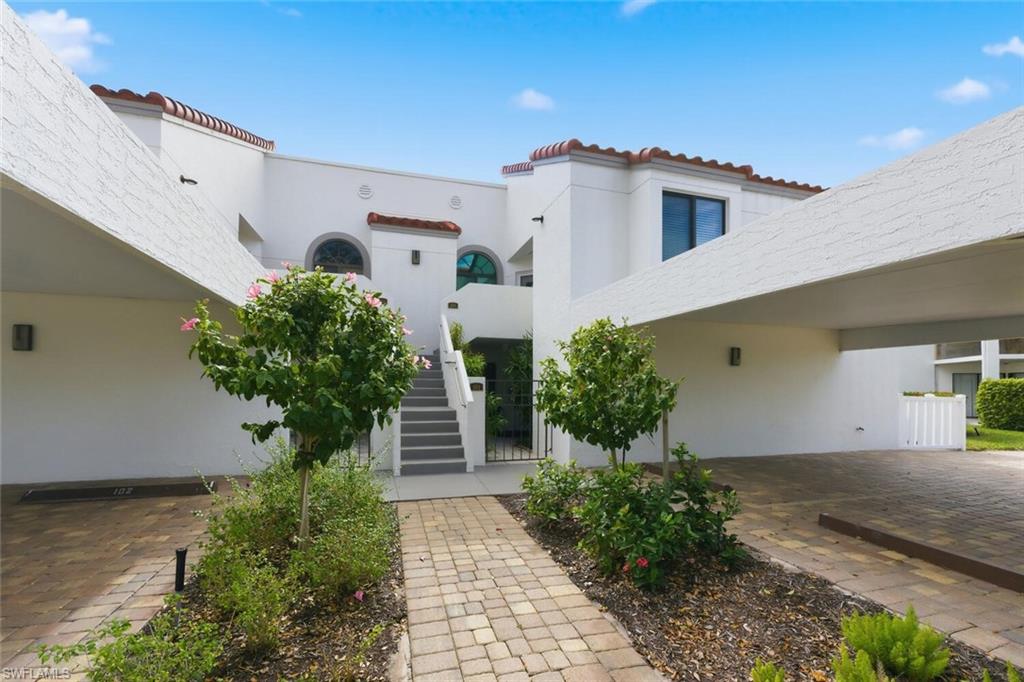 583 Beachwalk CIR # Q101