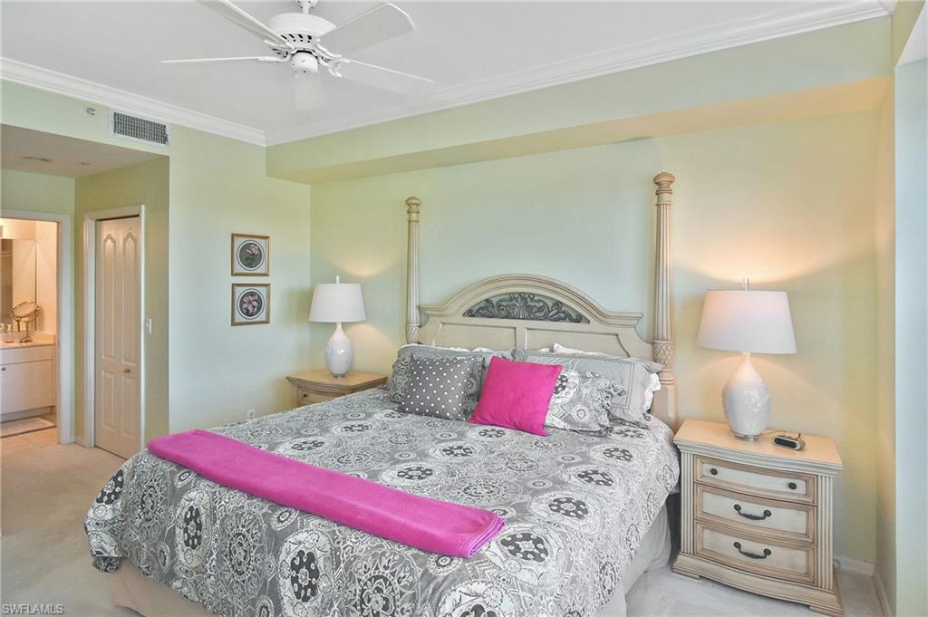 8570 CEDAR HAMMOCK CIR # 812