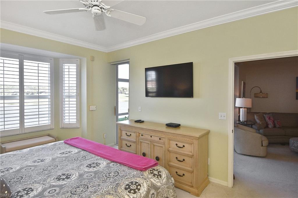 8570 CEDAR HAMMOCK CIR # 812