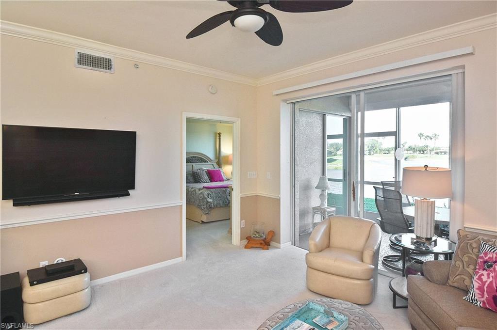 8570 CEDAR HAMMOCK CIR # 812