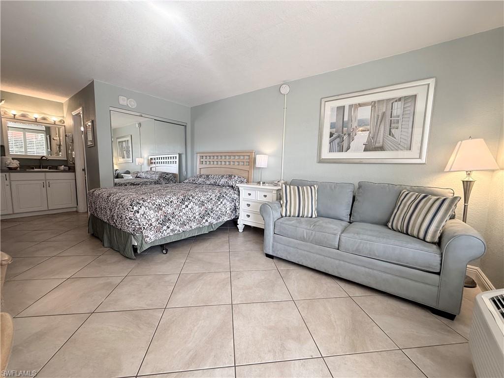 2555 Tamiami TRL N # 256