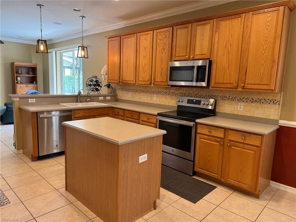 2787 Orange Grove TRL E