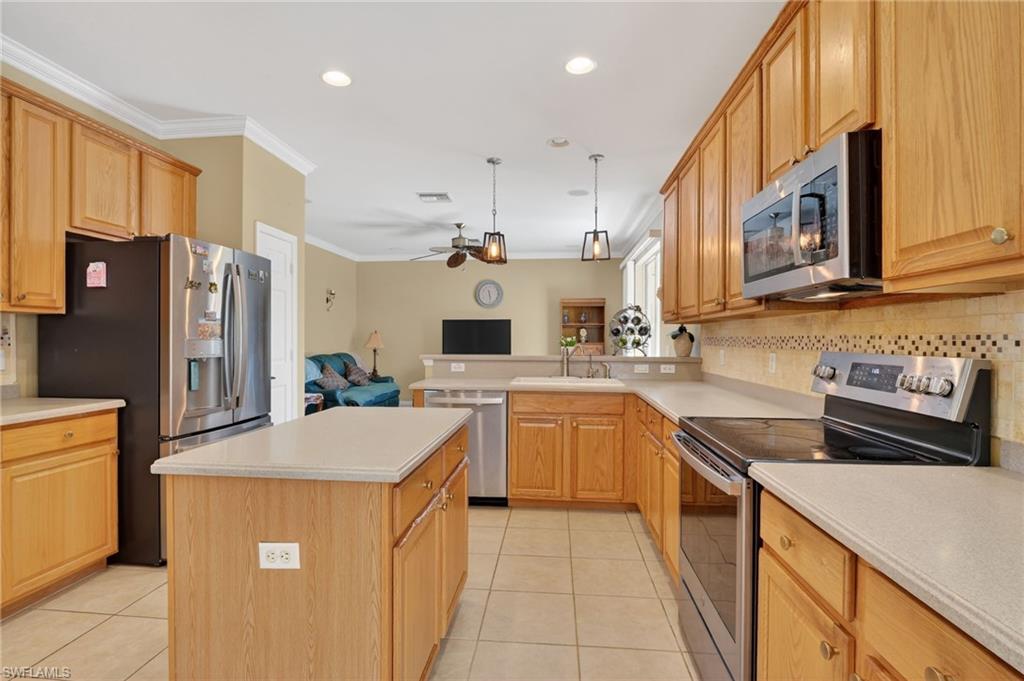 2787 Orange Grove TRL E