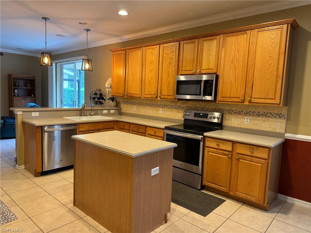 2787 Orange Grove TRL E