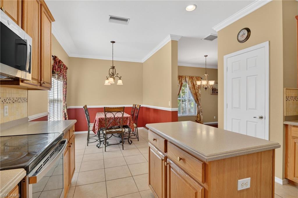 2787 Orange Grove TRL E