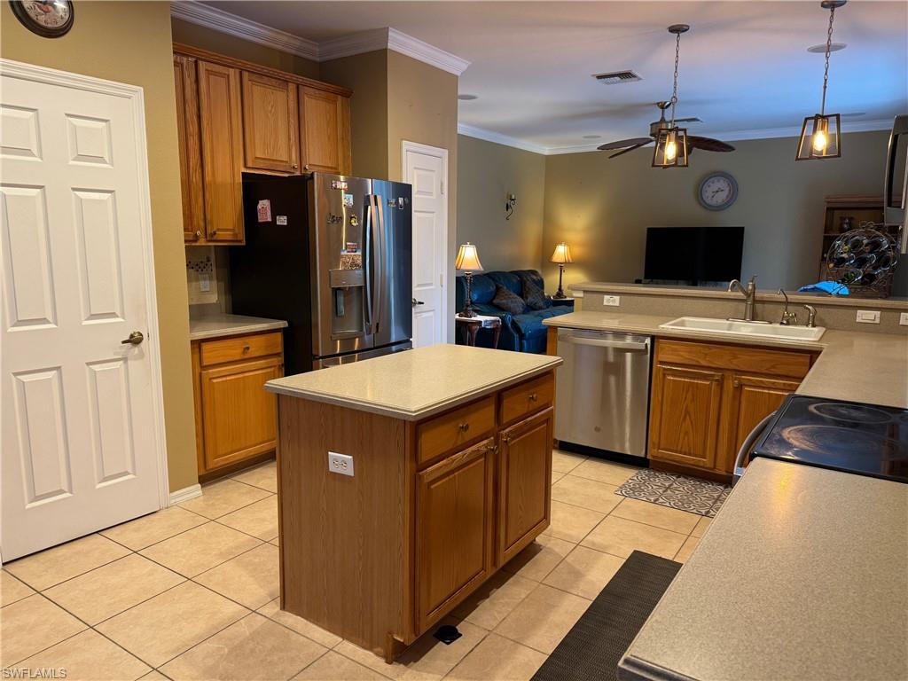 2787 Orange Grove TRL E