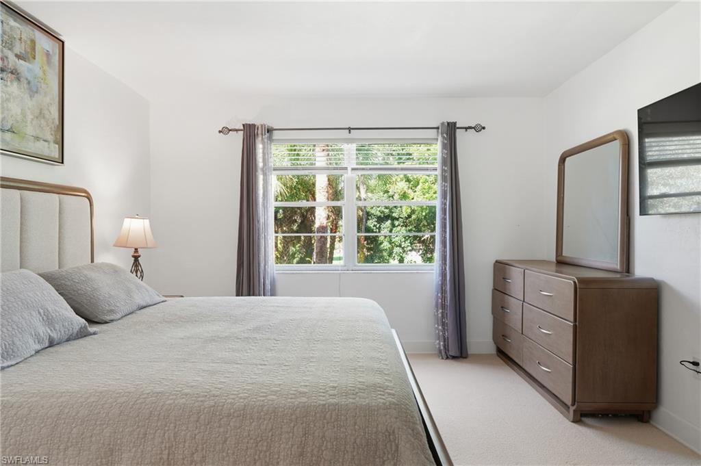 499 Forest Lakes BLVD # 203