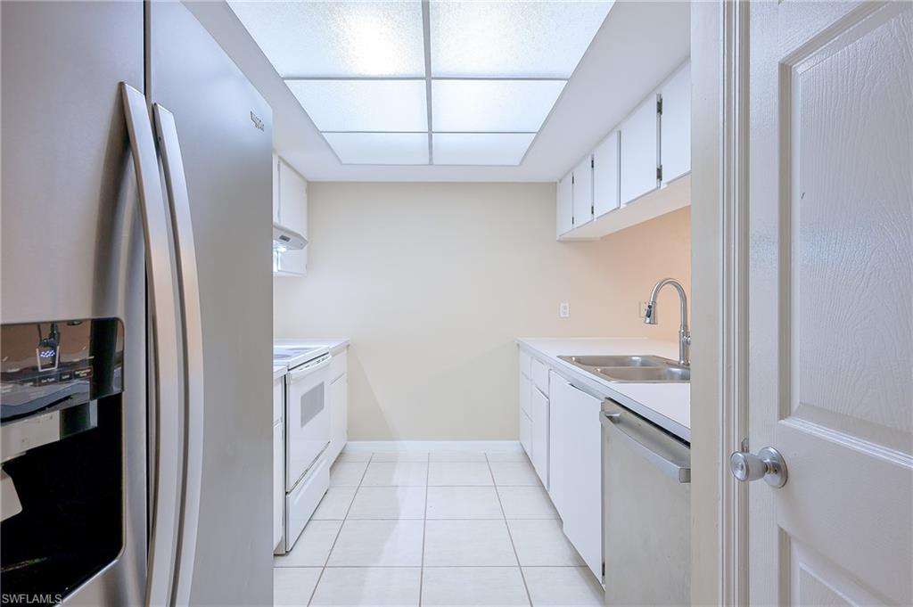 2370 Naples Trace CIR Unit: 7