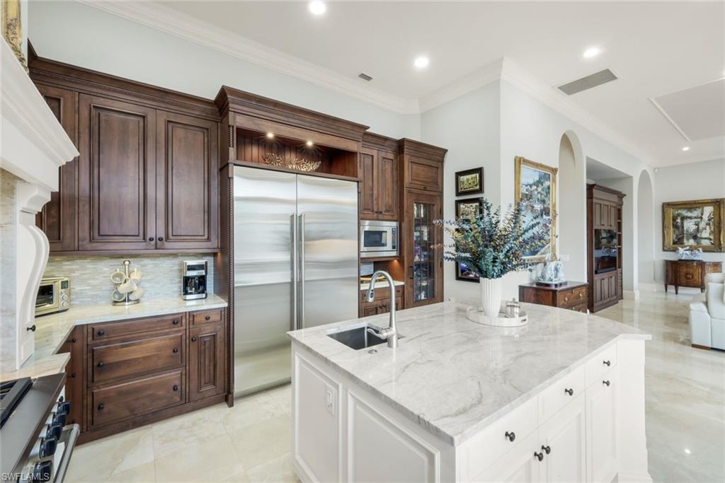 22121 Shallowater LN