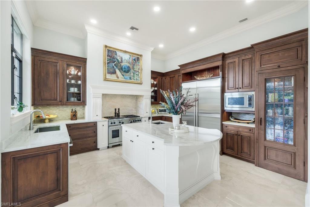 22121 Shallowater LN