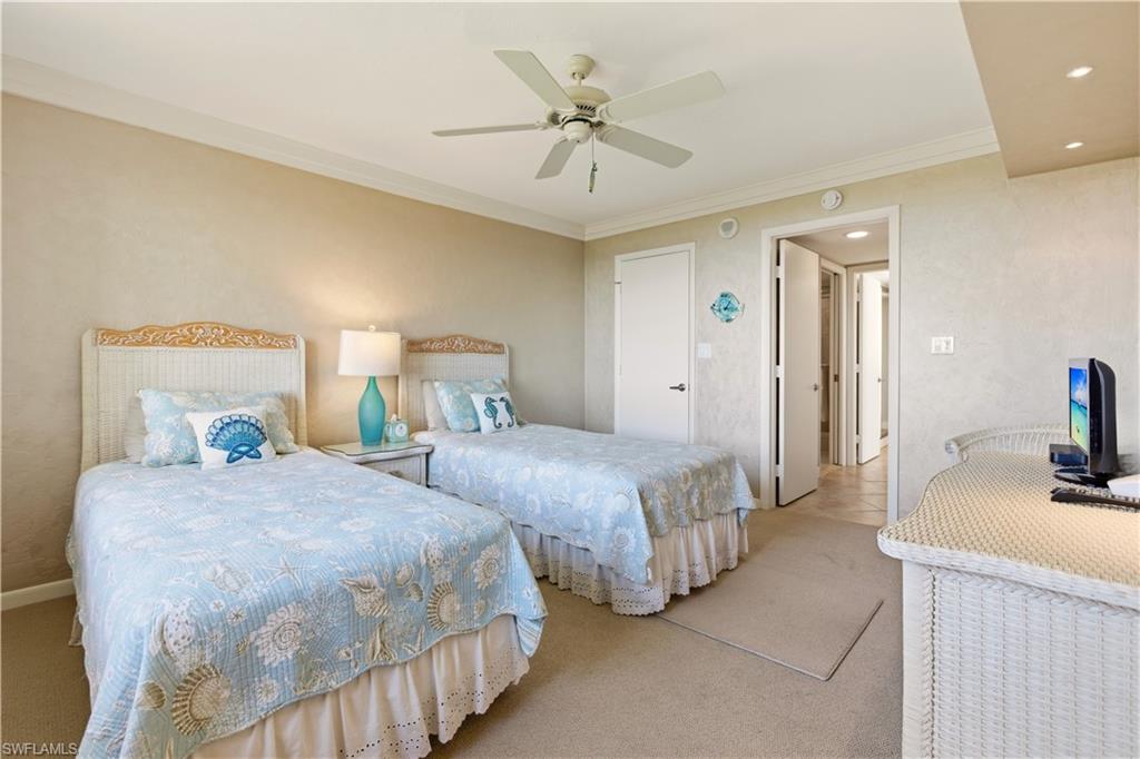 15 Bluebill AVE # 702