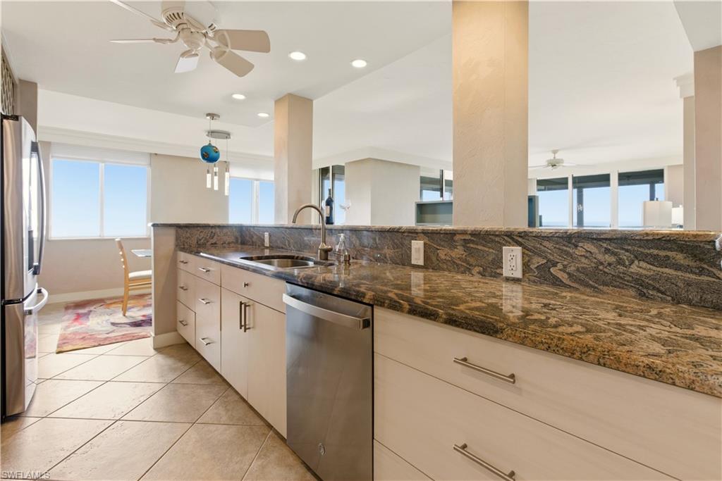 15 Bluebill AVE # 702